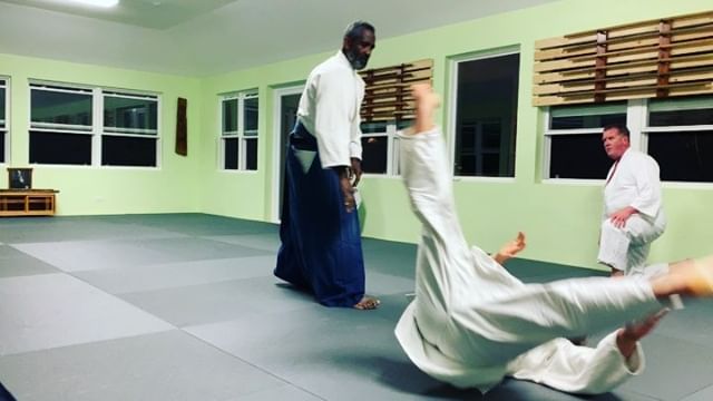 Sensei Collins Smith, founder of Bermuda Aikikai teaches “irimi nage” an entering throw also known as the “20 year technique” as it can take that long for some of us to understand the meaning and the many variants of it. One of our favorites and important basics.